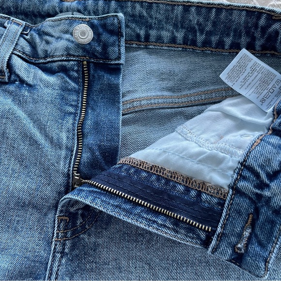 Old Navy High Rise OG Shorts - Picture 3 of 5